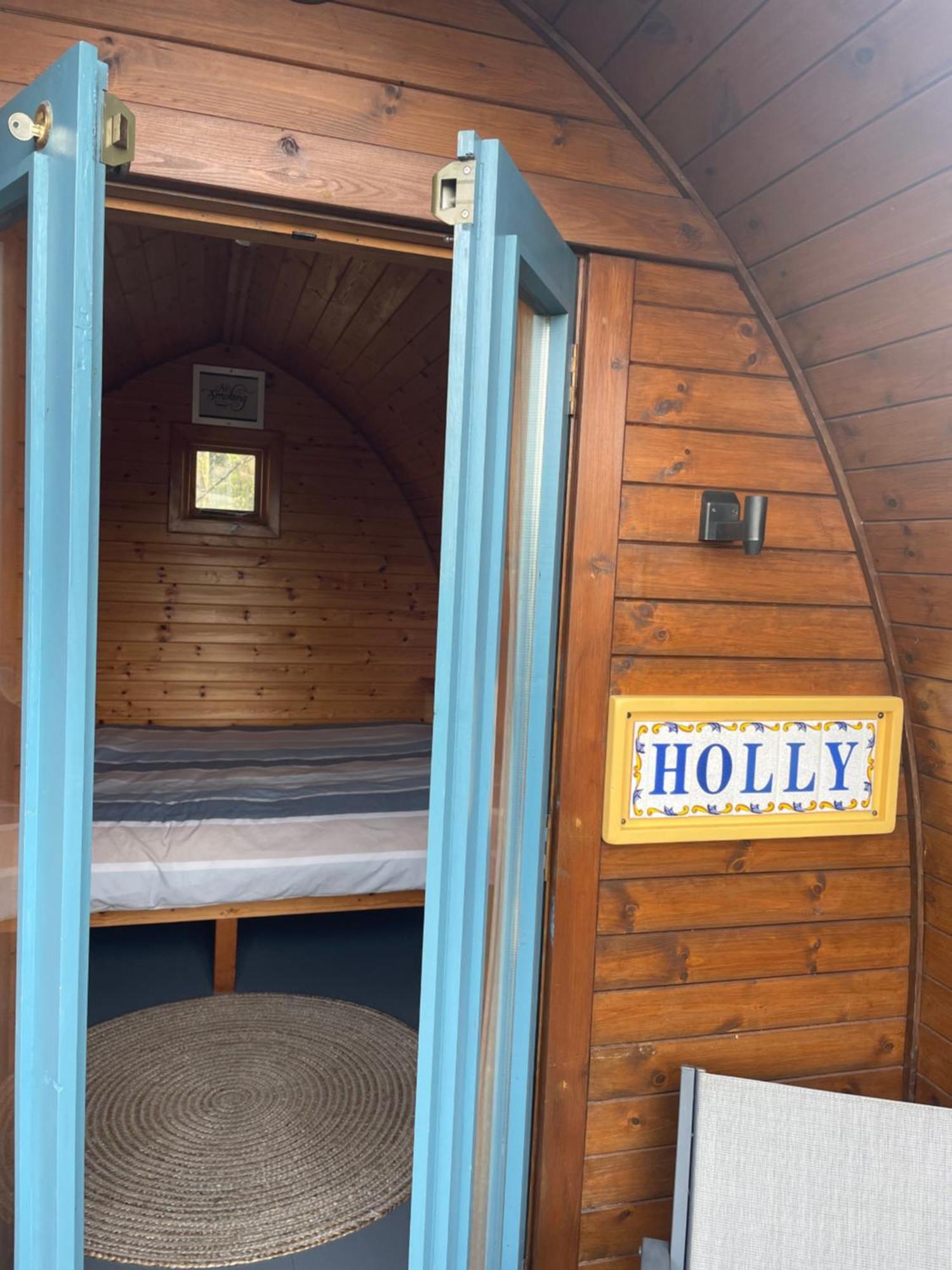 Glamping In The 2Nd Field Hotel Aughrim Buitenkant foto